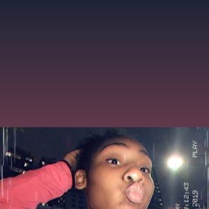 Meet your Posher, Anayah